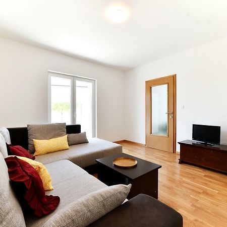 Apartman Hertz Imotski Ngoại thất bức ảnh
