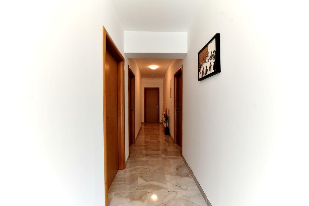 Apartman Hertz Imotski Ngoại thất bức ảnh